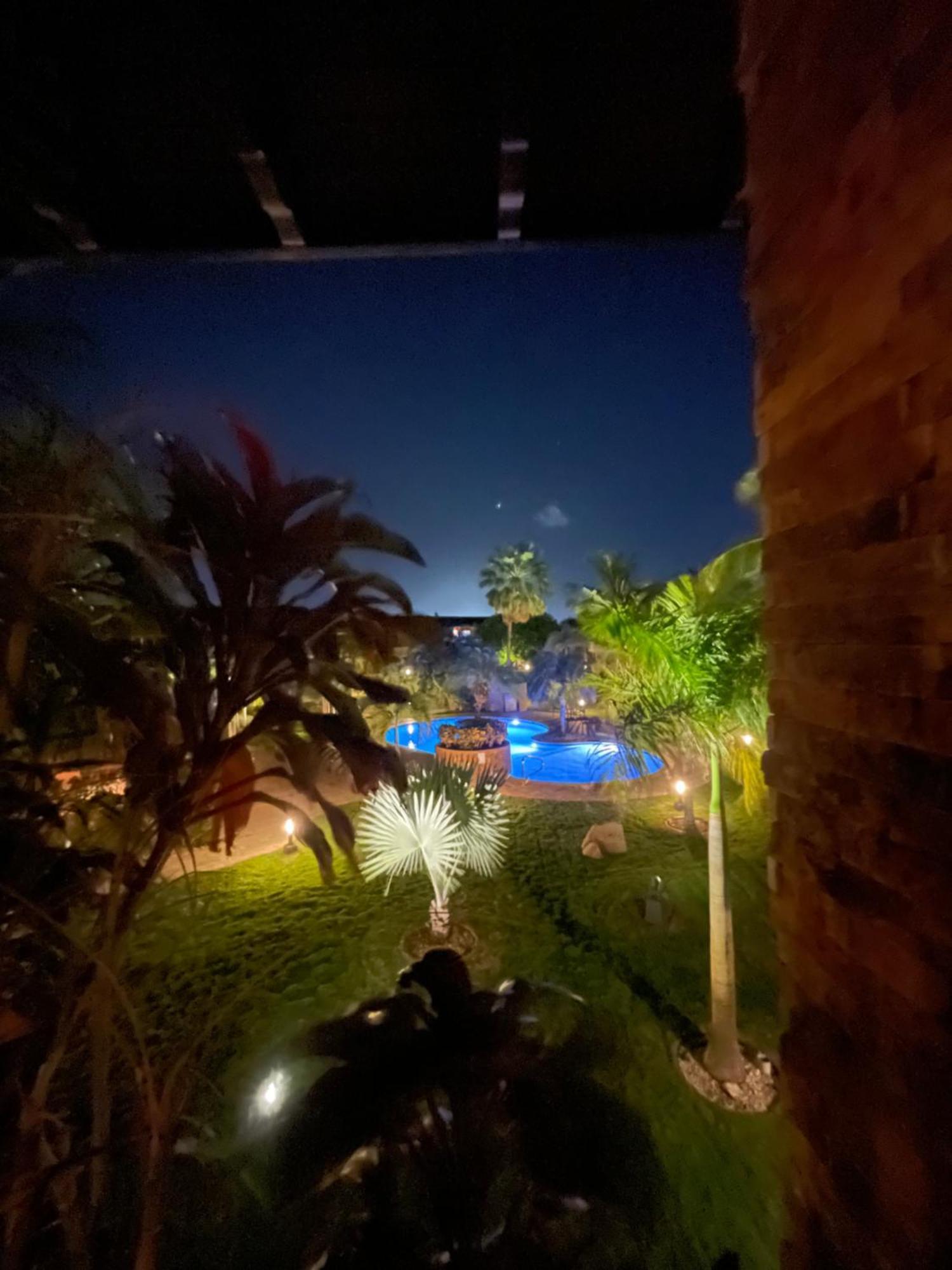 פאלם ביץ' Eagle Beach Luxury House, Walking Distance To The Beach מראה חיצוני תמונה
